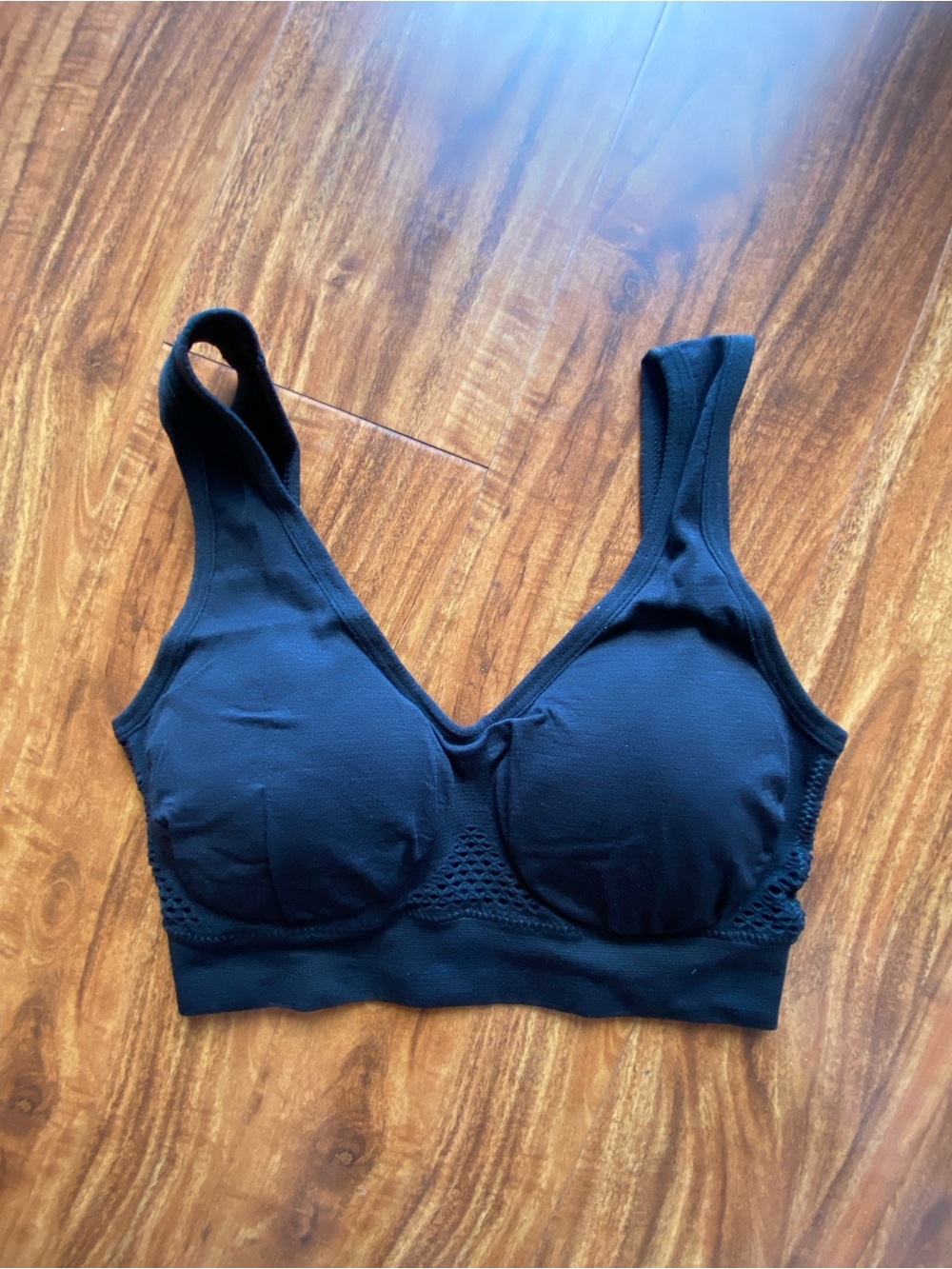 NWOT New Amazon Black Padded Pull On Bra Size Small Casual Athleisure Streetwear